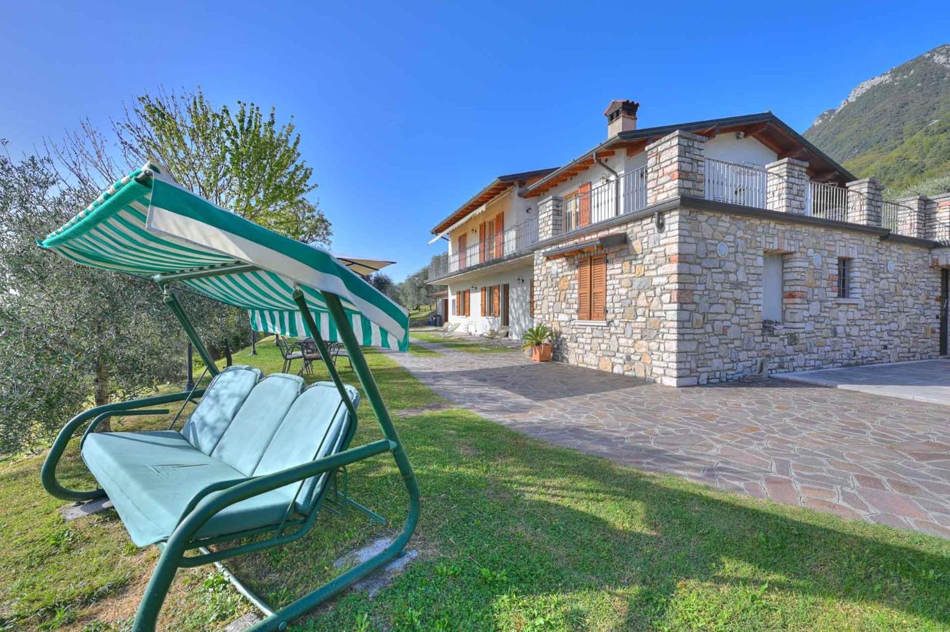 Agriturismo L'Uliveto Гарньяно Экстерьер фото