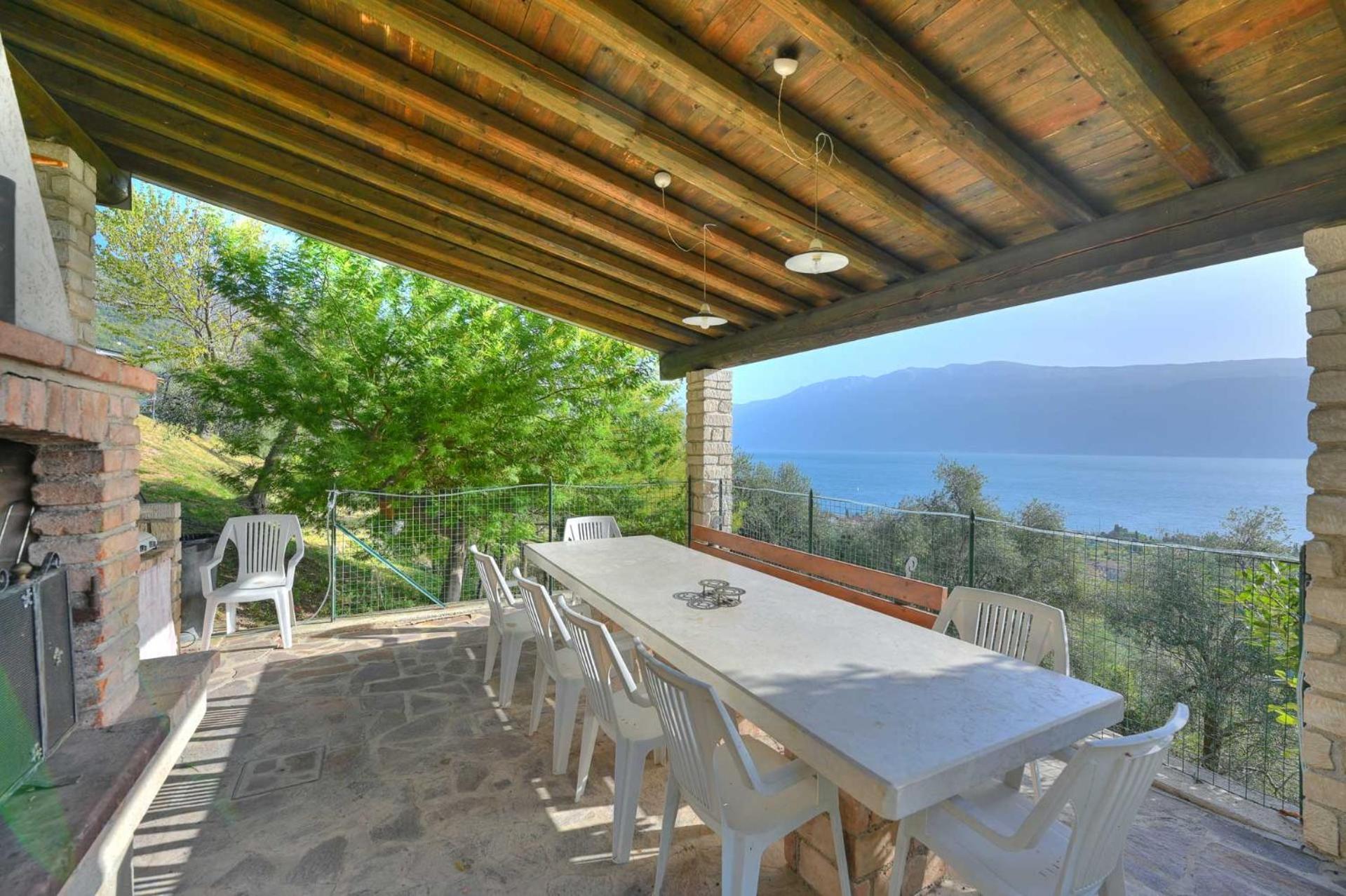 Agriturismo L'Uliveto Гарньяно Экстерьер фото