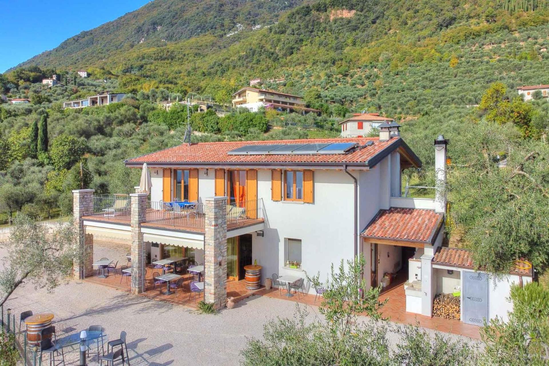 Agriturismo L'Uliveto Гарньяно Экстерьер фото